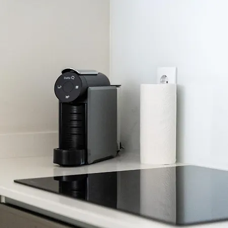 T1 Urban Charm Escape